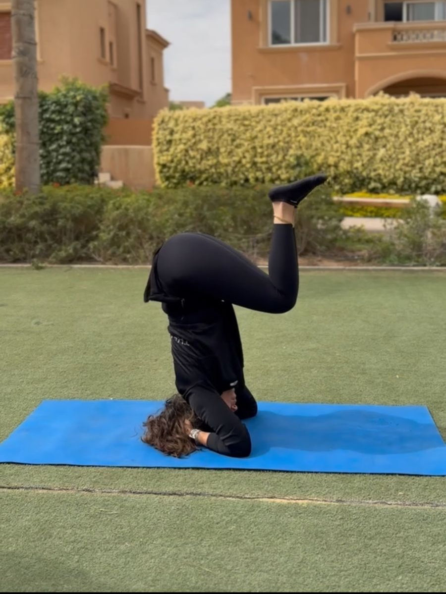 Headstand / Handstand